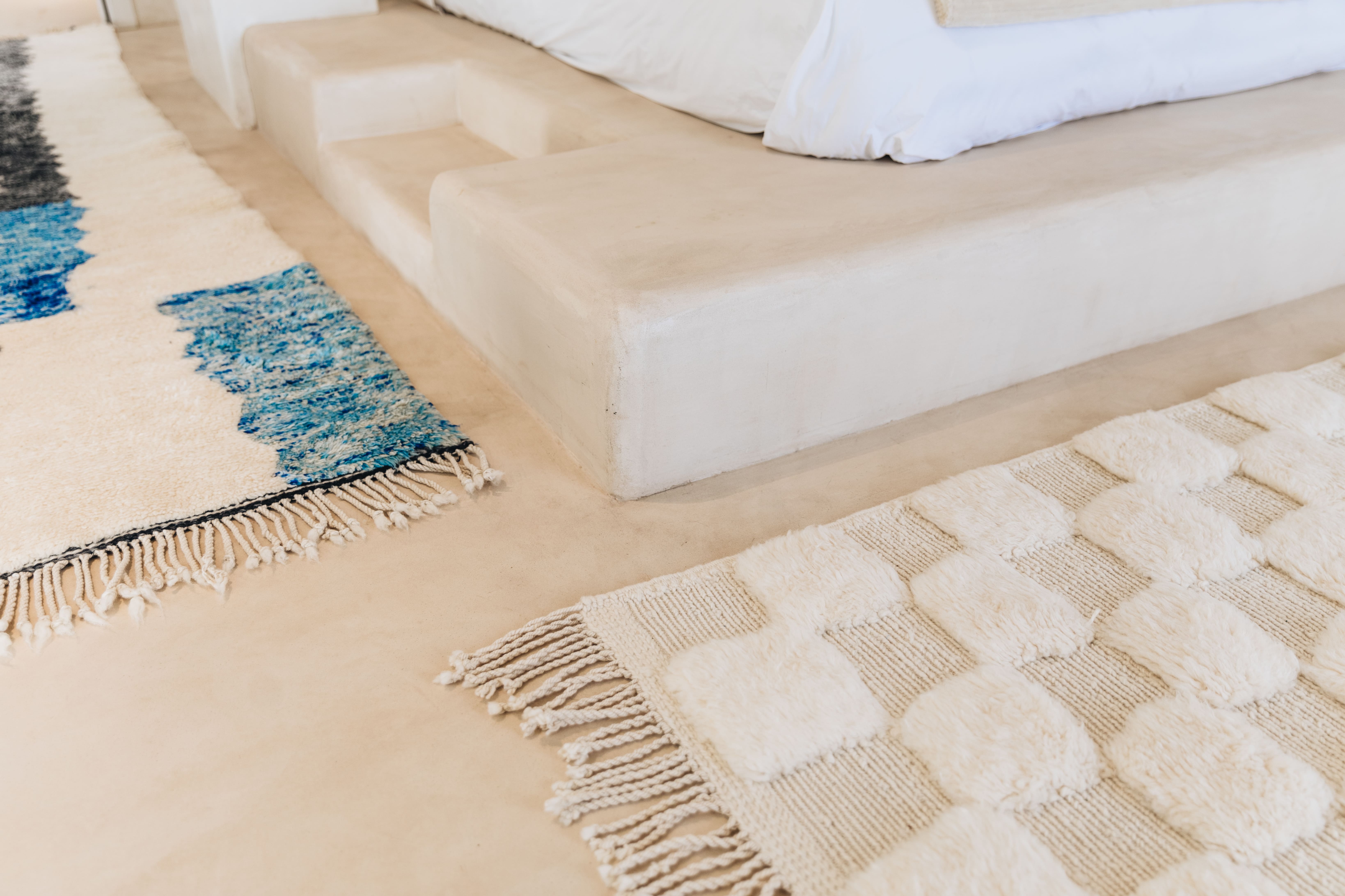 Tapis Mrirt bitrame damiers en relief greige naturel